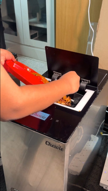 Indian food going into Chewie